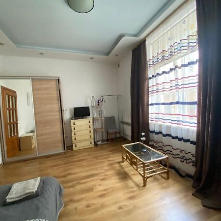 Pid Vysokym Zamkom Lviv Ngoại thất bức ảnh