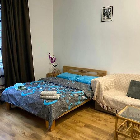 Pid Vysokym Zamkom Lviv Ngoại thất bức ảnh